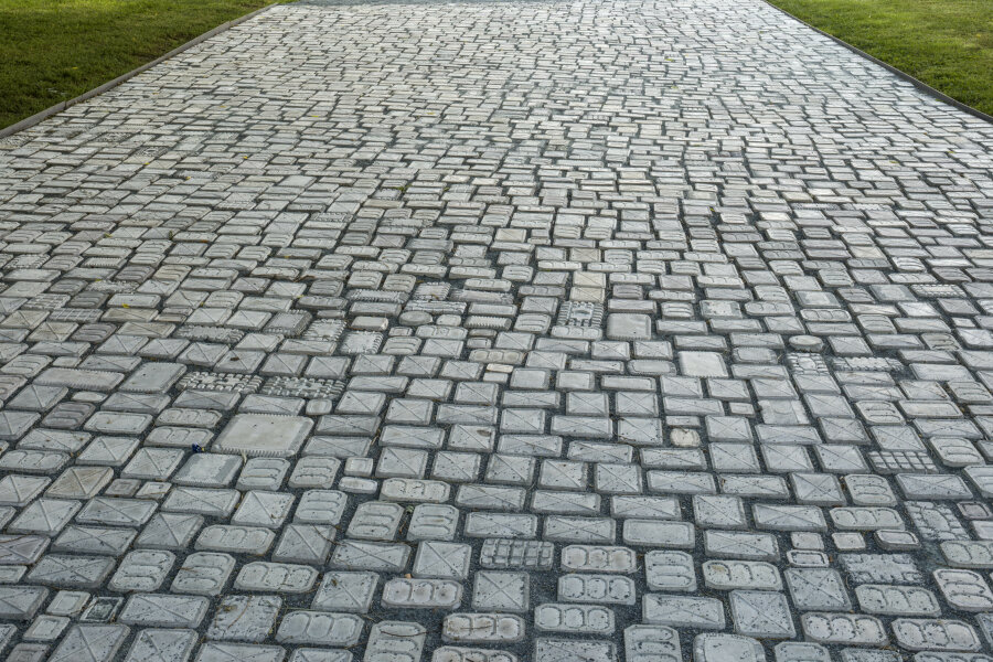 Kate V Robertson (GBR), park Moravské náměstí, photo: Hynek Alt